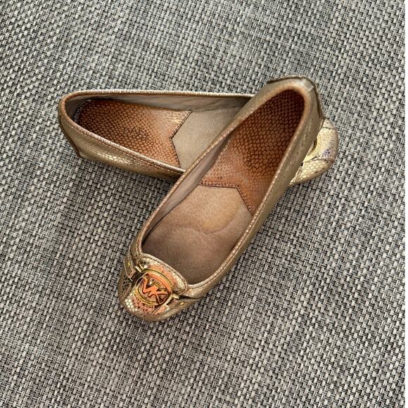 MICHAEL KORS  Fulton MK Leather Snake Texture Ballerinas Driving Flat Moc Gold 7 - Picture 2 of 5